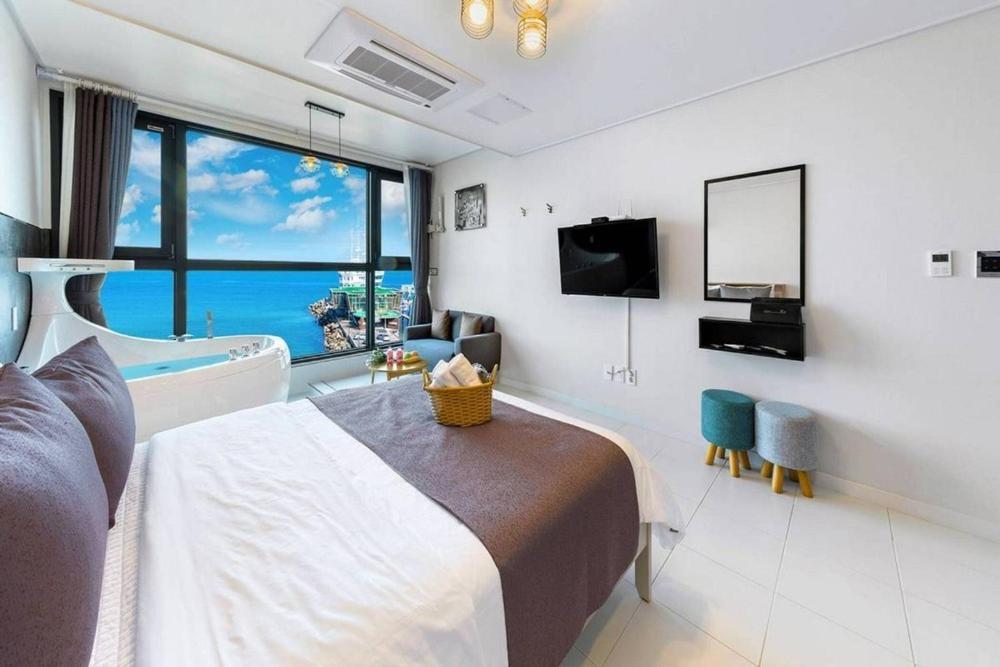 The Great Ocean Pension Gangneung Room photo