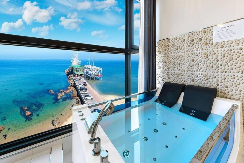 The Great Ocean Pension Gangneung Room photo